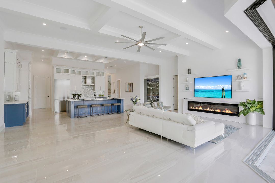 5305 Bayshore Ave, Cape Coral, FL 33904