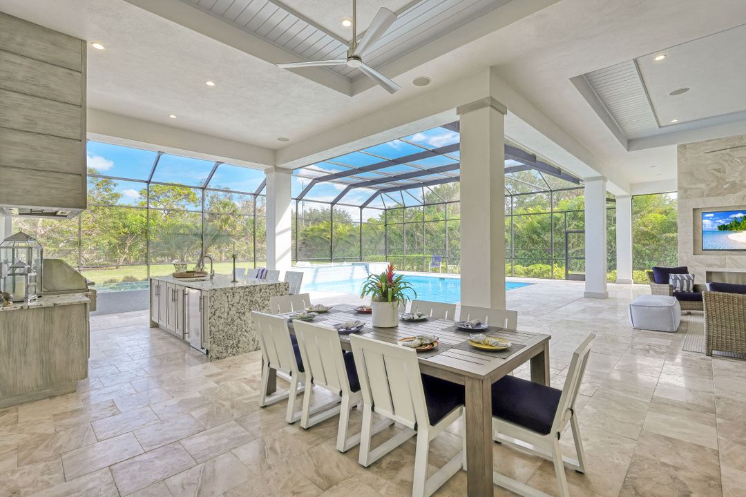 603 West St, Naples, FL 34108