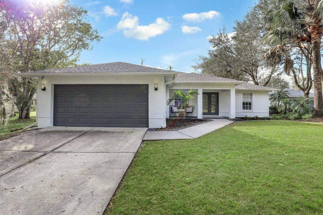5754 Lancewood Way, Naples, FL 34116