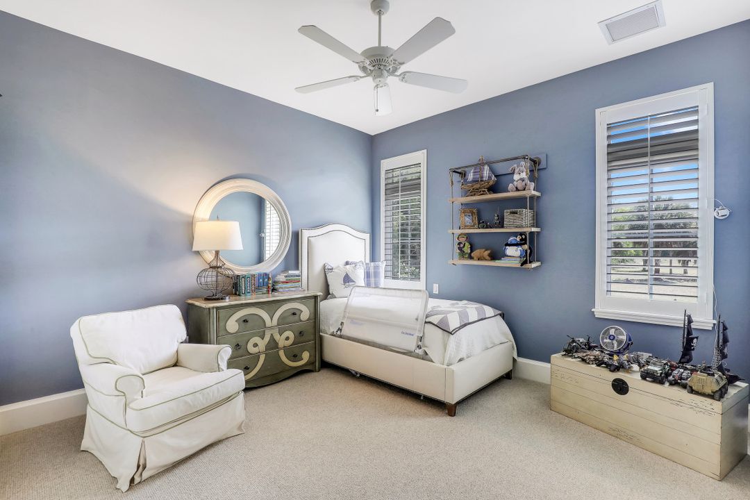 6730 Daniels Rd, Naples, FL 34109