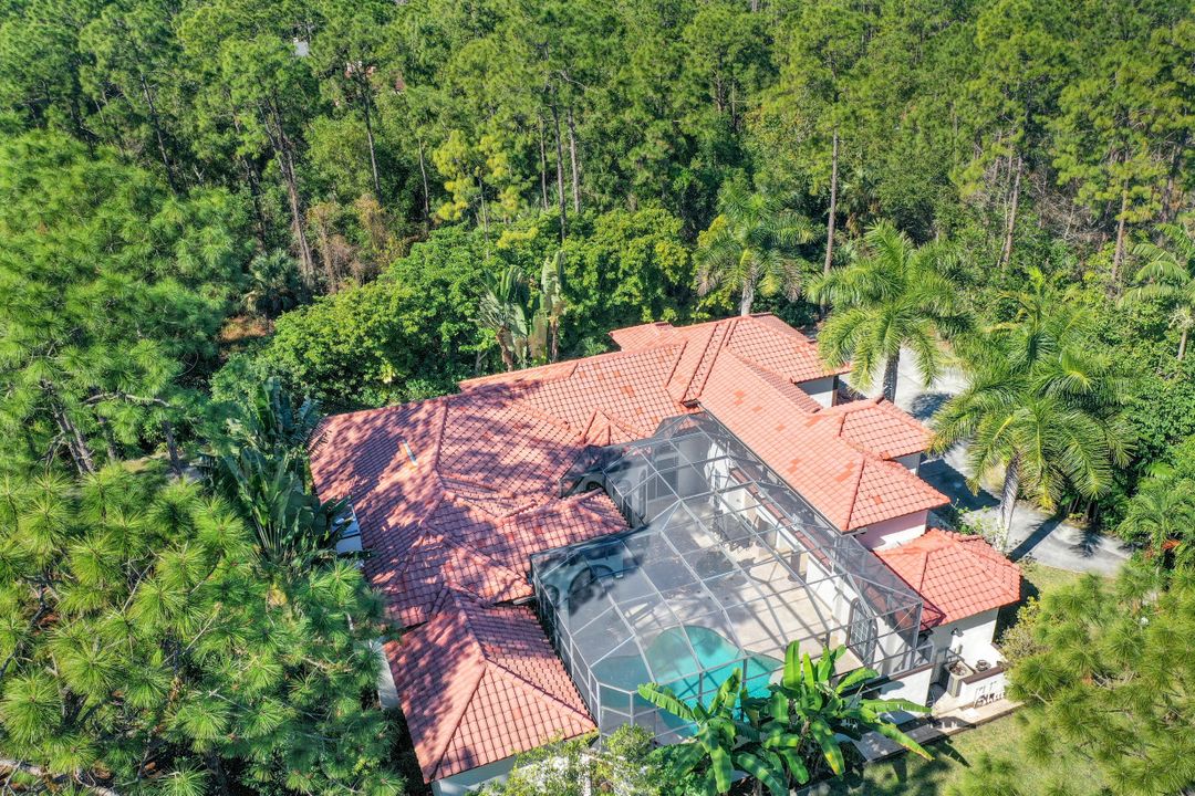 4930 Mahogany Ridge Dr, Naples, FL 34119