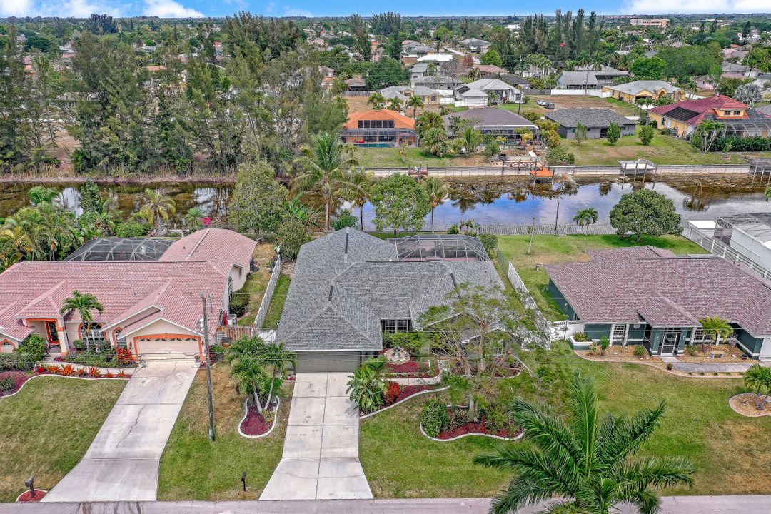 415 SE 17th St, Cape Coral, FL 33990