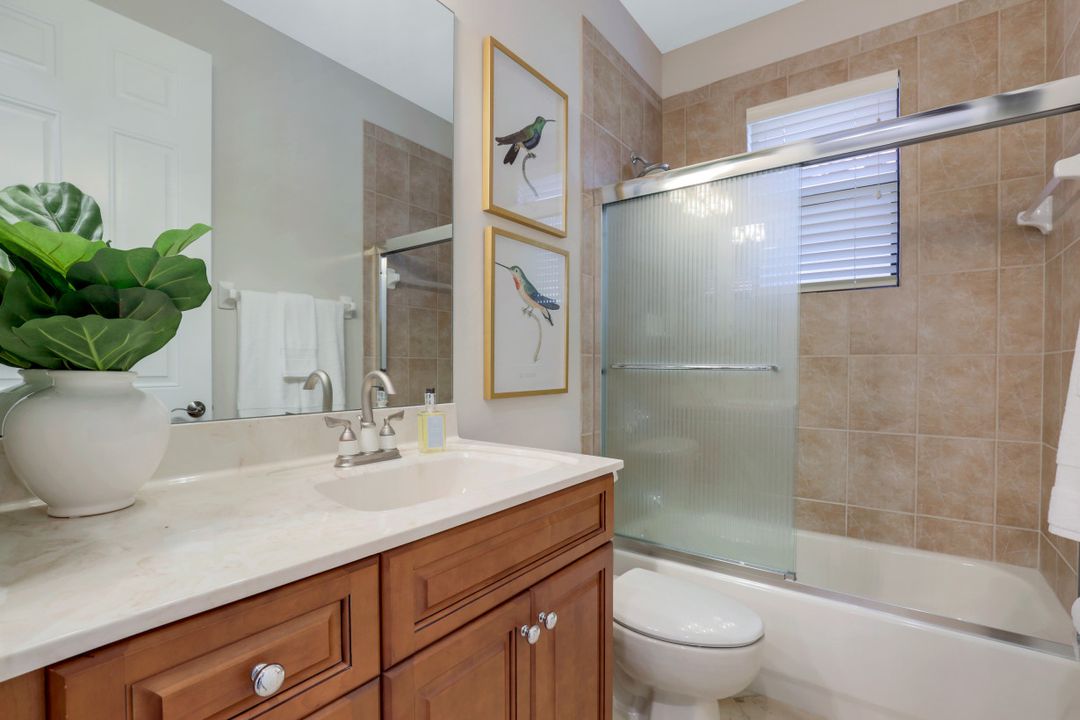 3114 Terramar Ct, Naples, FL 34119