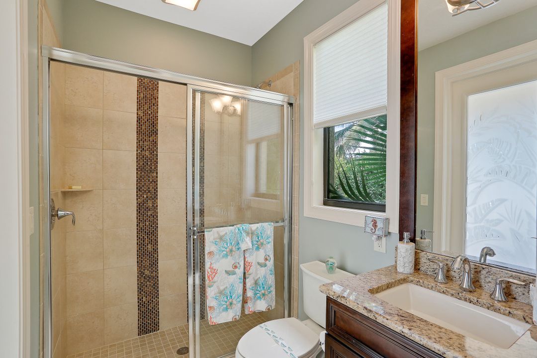 3920 Surfside Blvd, Cape Coral, FL 33914