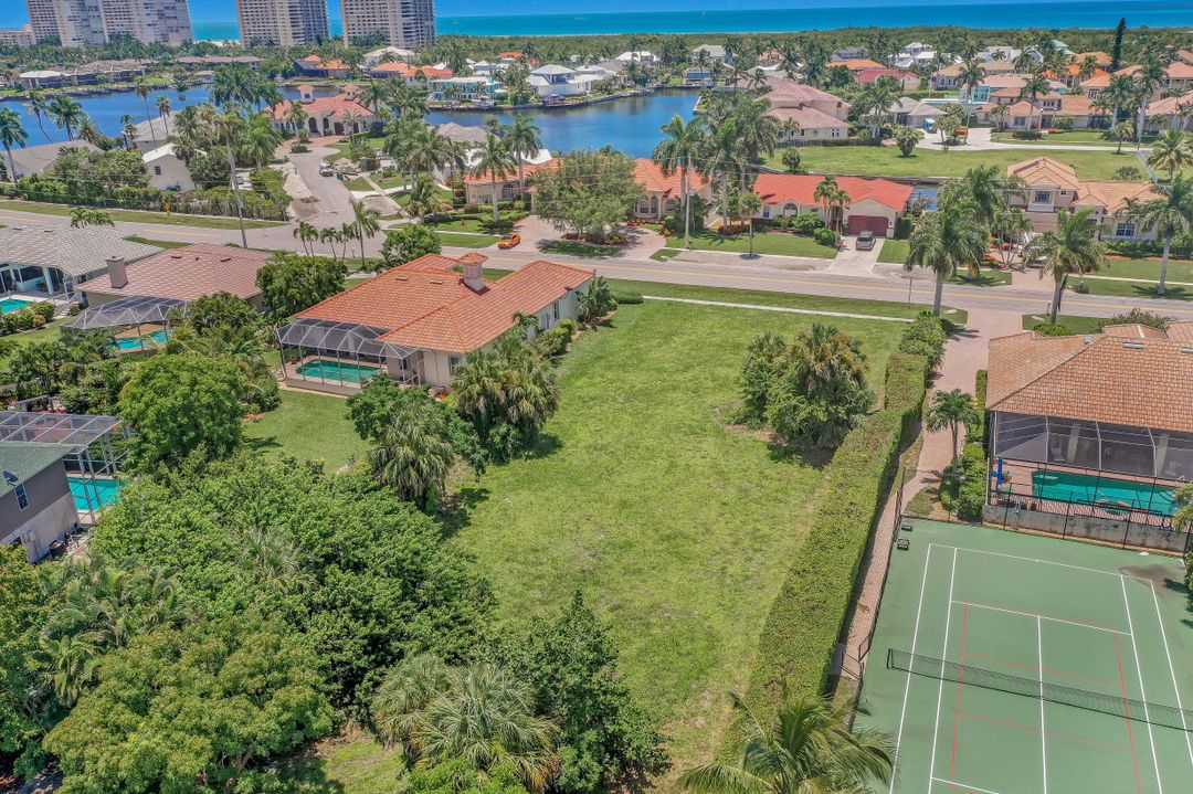 577 Kendall Dr, Marco Island, FL 34145