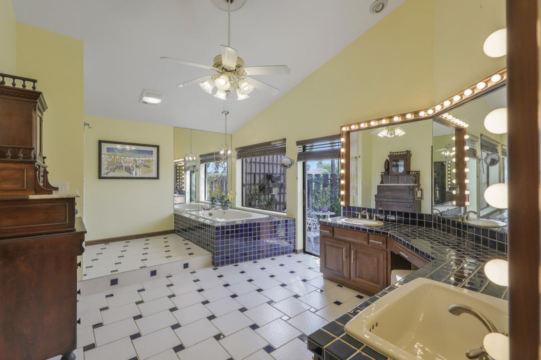 513 SW 51st Terrace, Cape Coral, FL 33914