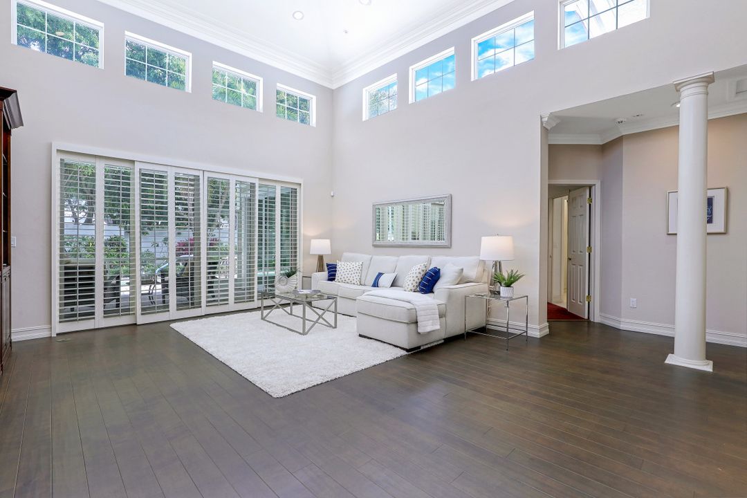 3726 Rachel Ln, Naples, FL 34103