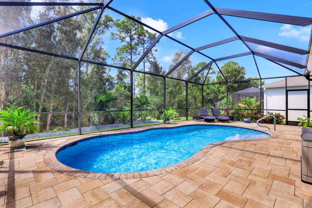 3121 Amadora Cir, Cape Coral, FL 33909