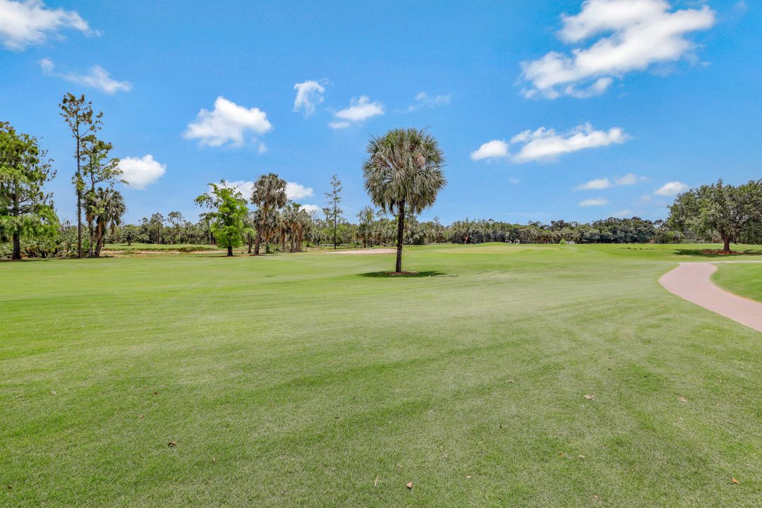 1717 Birdie Dr, Naples, FL 34120