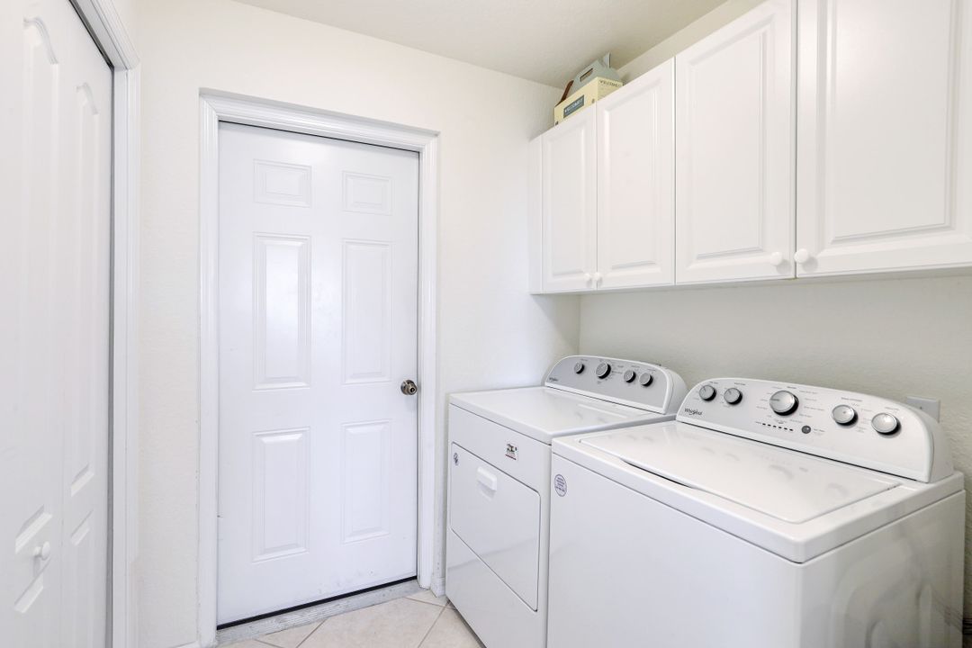 370 Stella Maris Dr N #2503, Naples, FL 34114