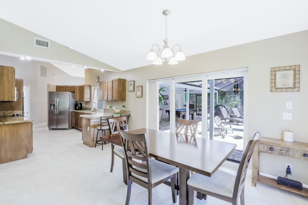 4530 7th Ave SW, Naples, FL 34119