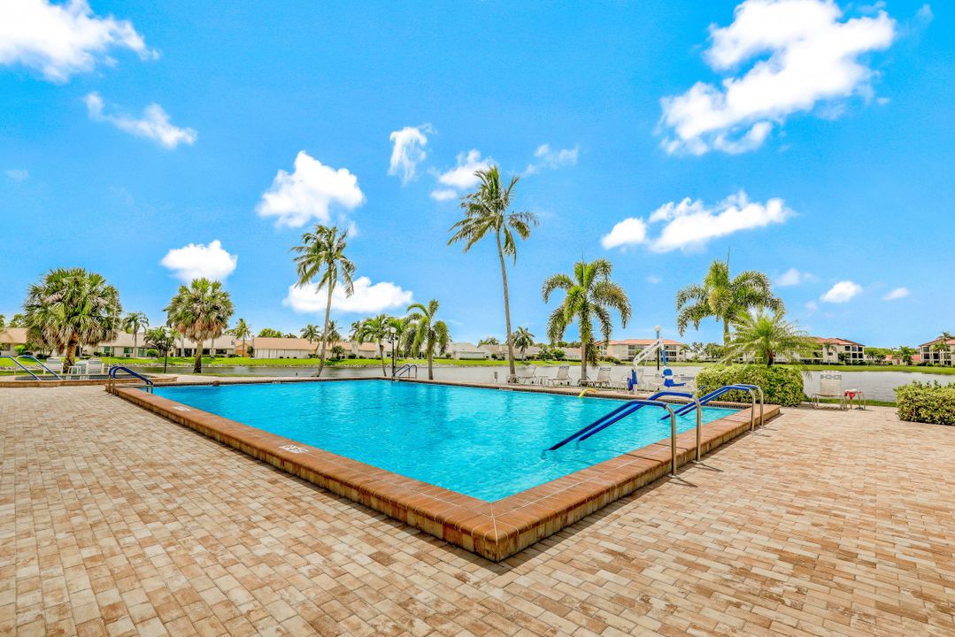 11640 Spinnaker Way, Fort Myers, FL 33908