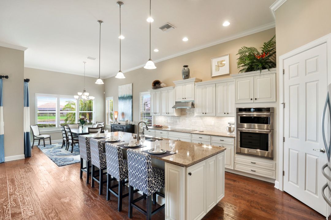 9364 Marble Stone Dr, Naples, FL 34120