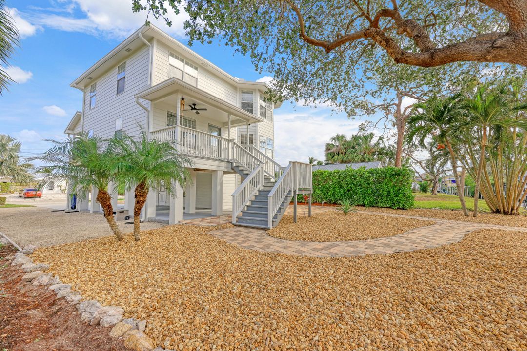 4733 Spring Creek Dr, Bonita Springs, FL 34134