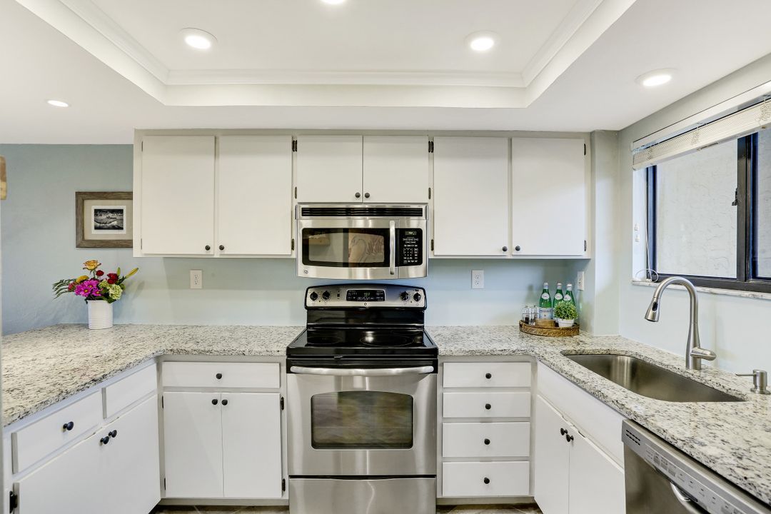 226 3rd St #209, Bonita Springs, FL 34134