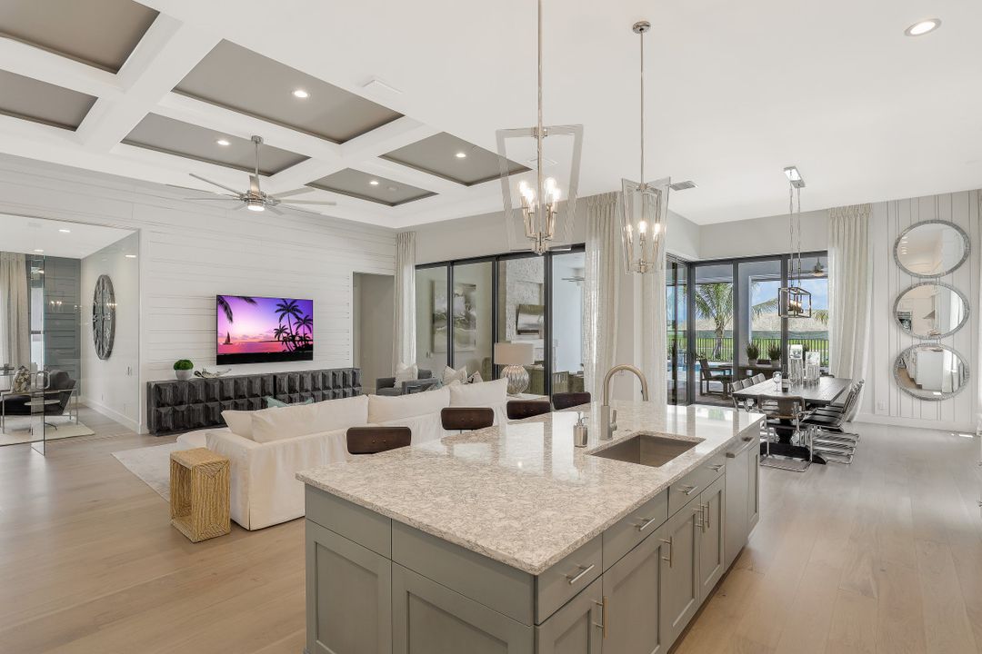 10461 Trevi Isle Way, Miromar Lakes, FL 33913