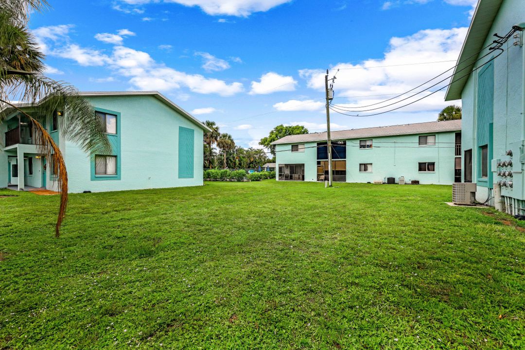 4904 Vincennes St #209, Cape Coral, FL 33904