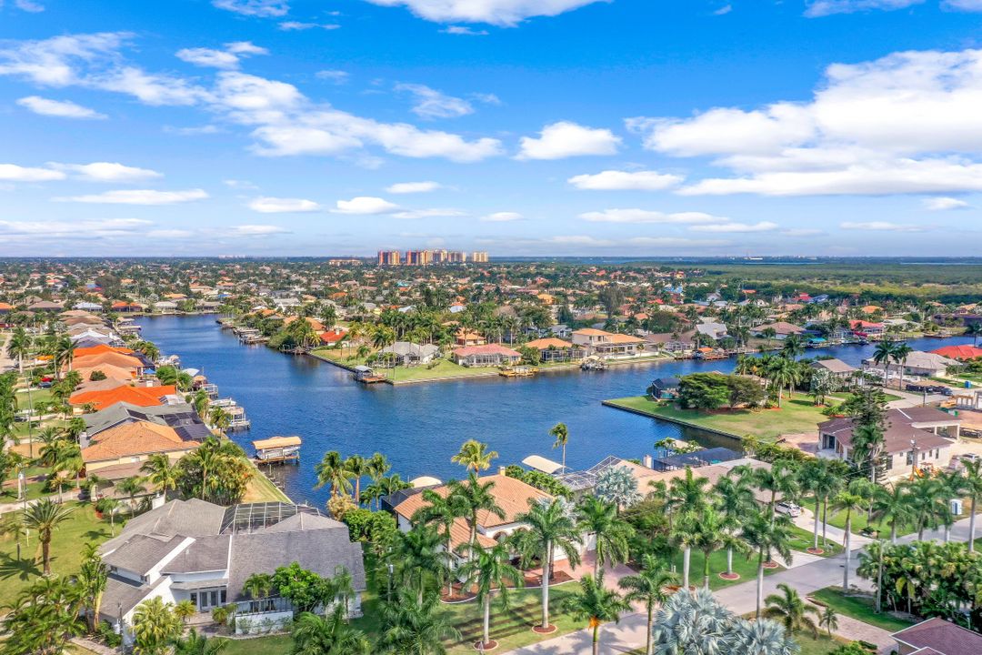 5239 SW 27th Ave, Cape Coral, FL 33914