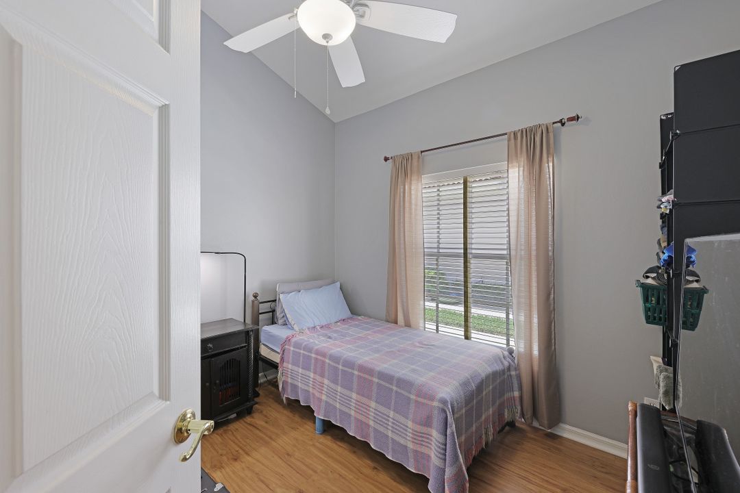 371 Pindo Palm Dr, Naples, FL 34104