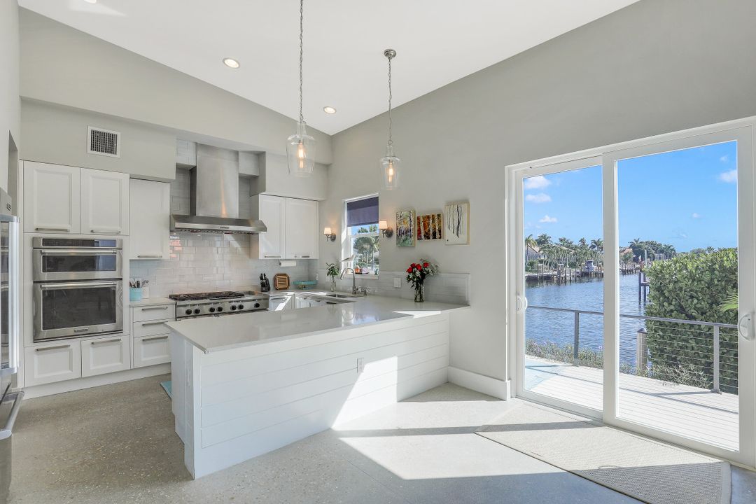 255 Columbus Way, Marco Island, FL 34145