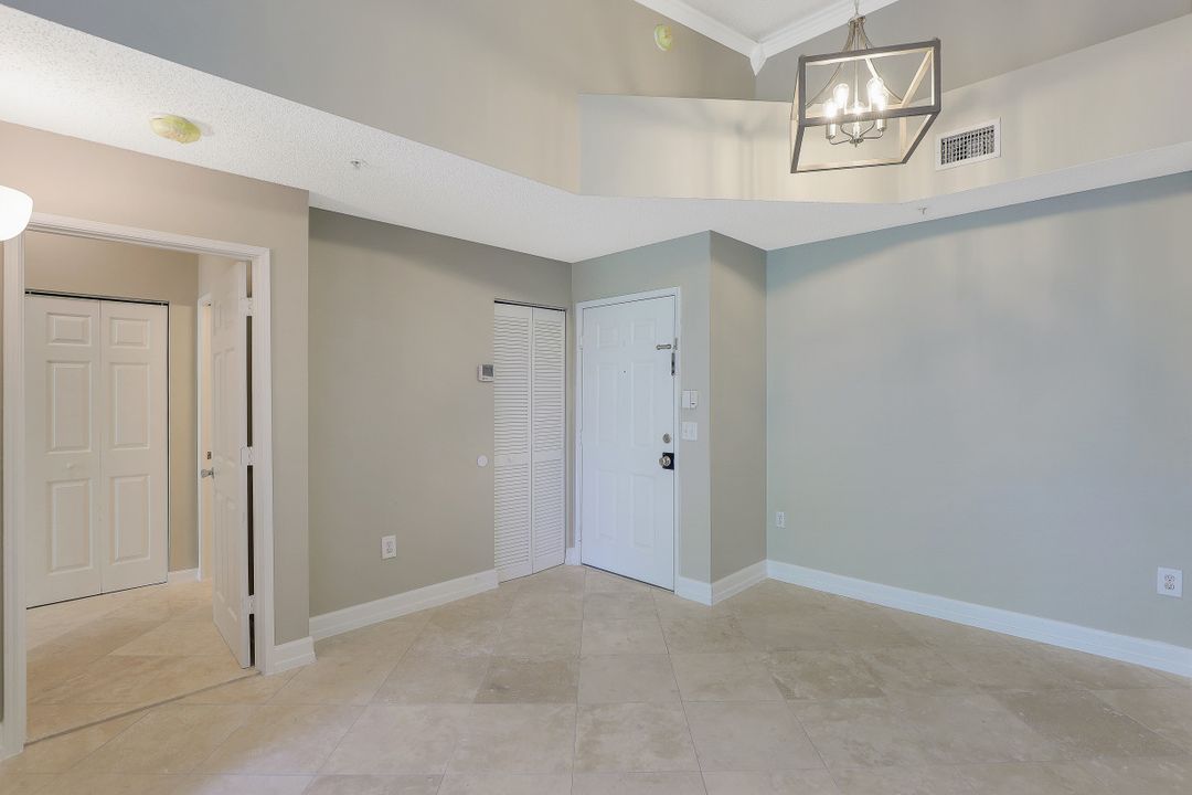 1150 Reserve Way #303, Naples, FL 34105