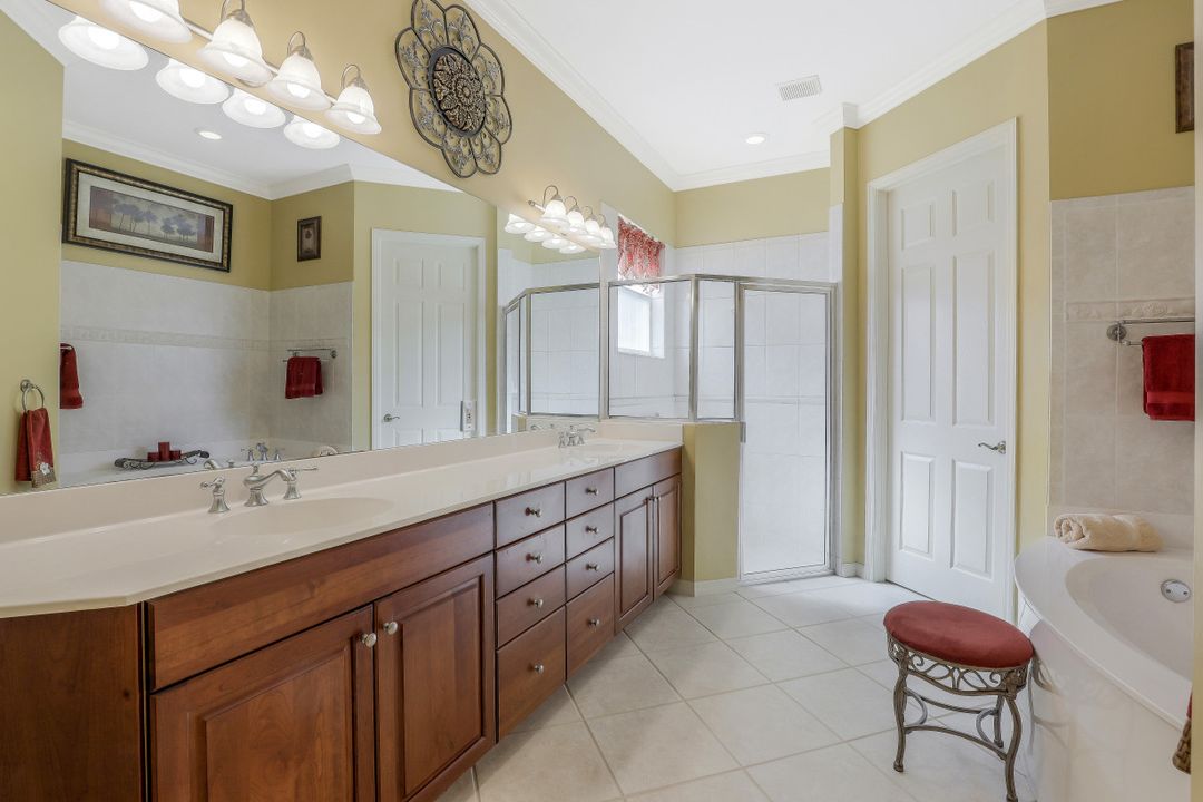 12659 Hunters Lakes Ct, Bonita Springs, FL 34135