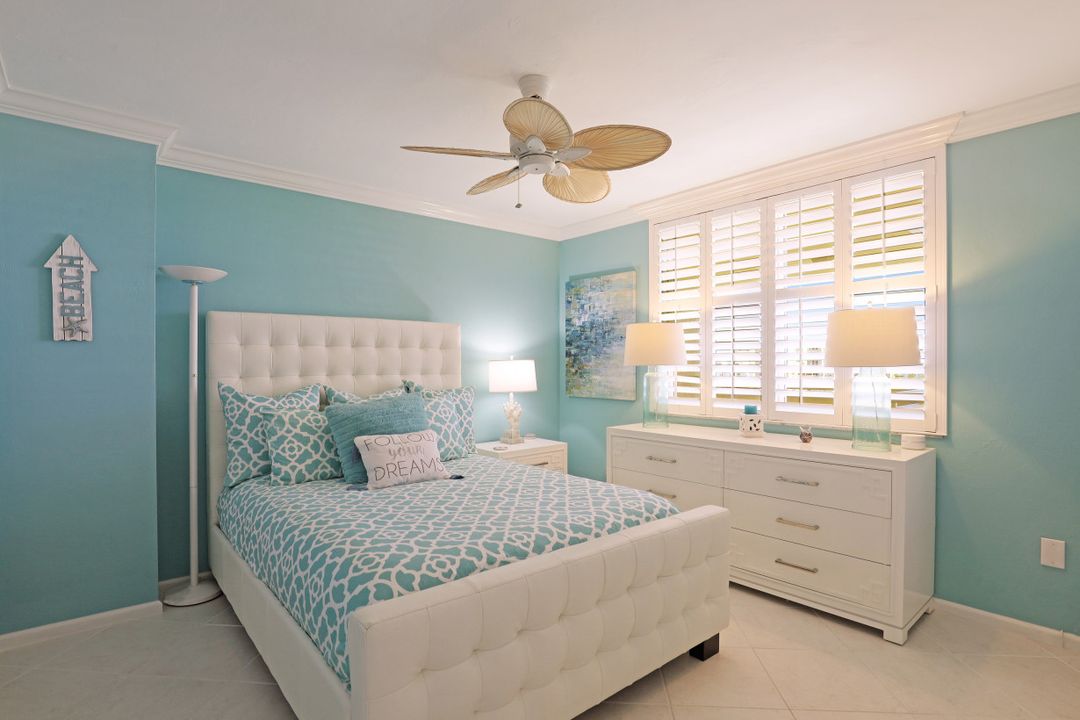 990 Cape Marco Dr #1005, Marco Island, FL 34145