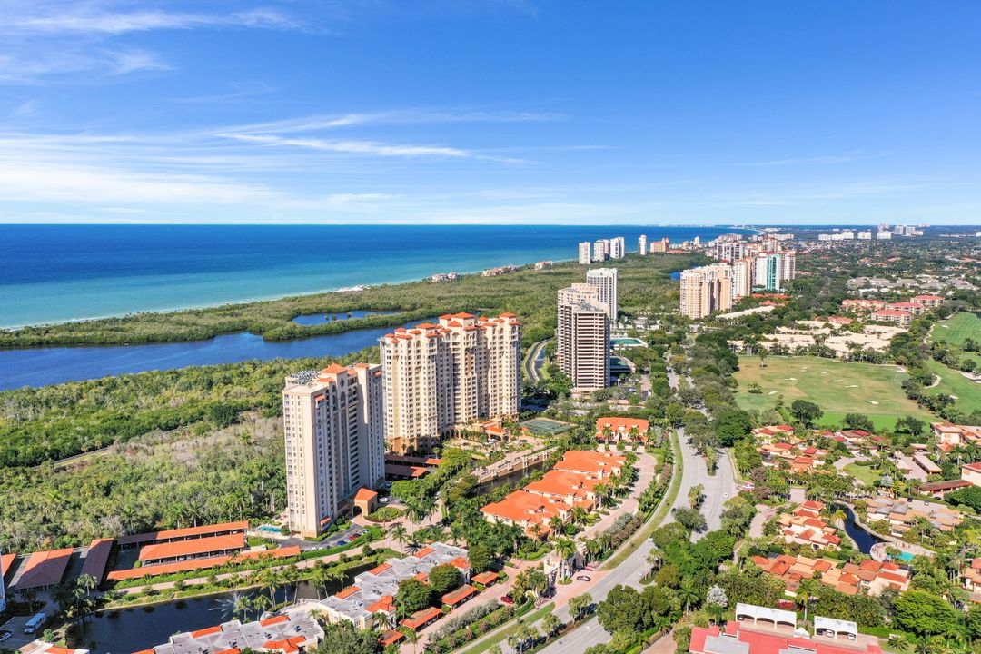 6585 Nicholas Blvd #1405, Naples, FL 34108