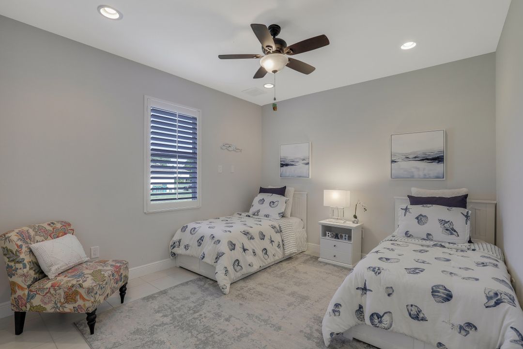 72 Tahiti Rd, Marco Island, FL 34145