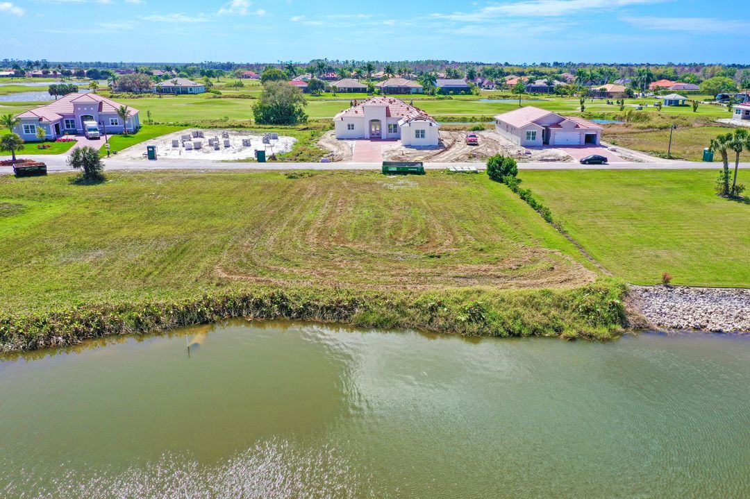 18013 Sandtrap Dr #Lot 7, Naples, FL 34114