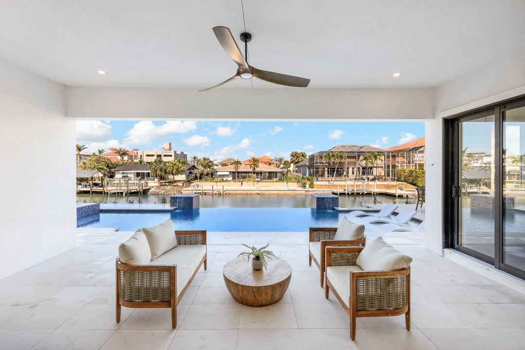 469 Germain Ave, Naples, FL 34108