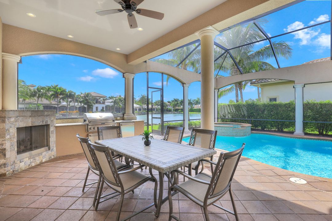 10610 Via Milano Dr, Miromar Lakes, FL 33913