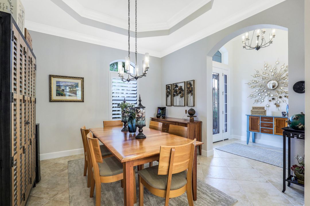 9795 Nickel Ridge Cir, Naples, FL 34120