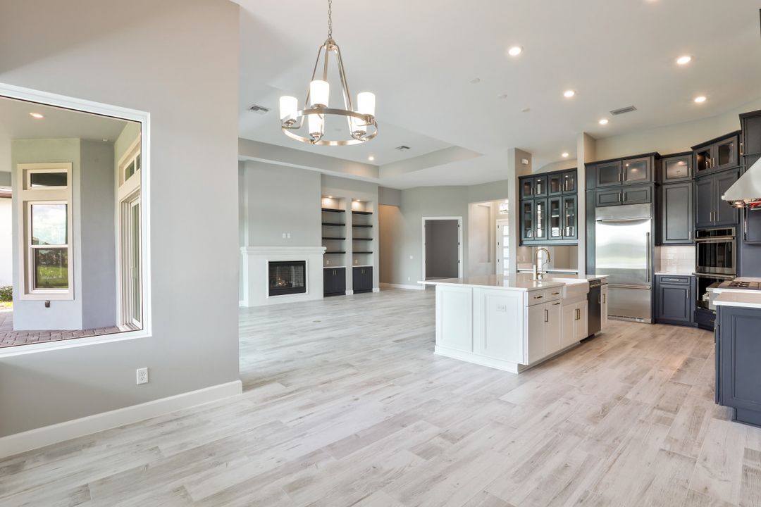 11430 Canal Grande Dr, Fort Myers, FL 33913