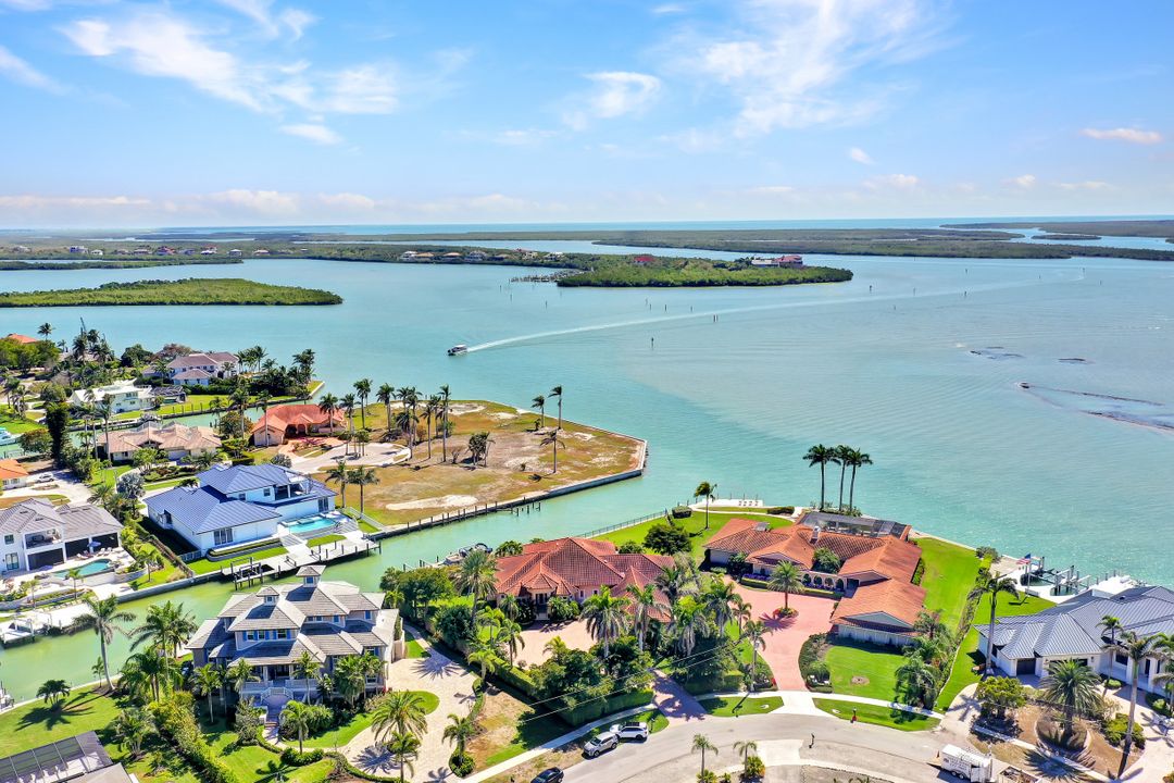 1061 E Inlet Dr, Marco Island, FL 34145