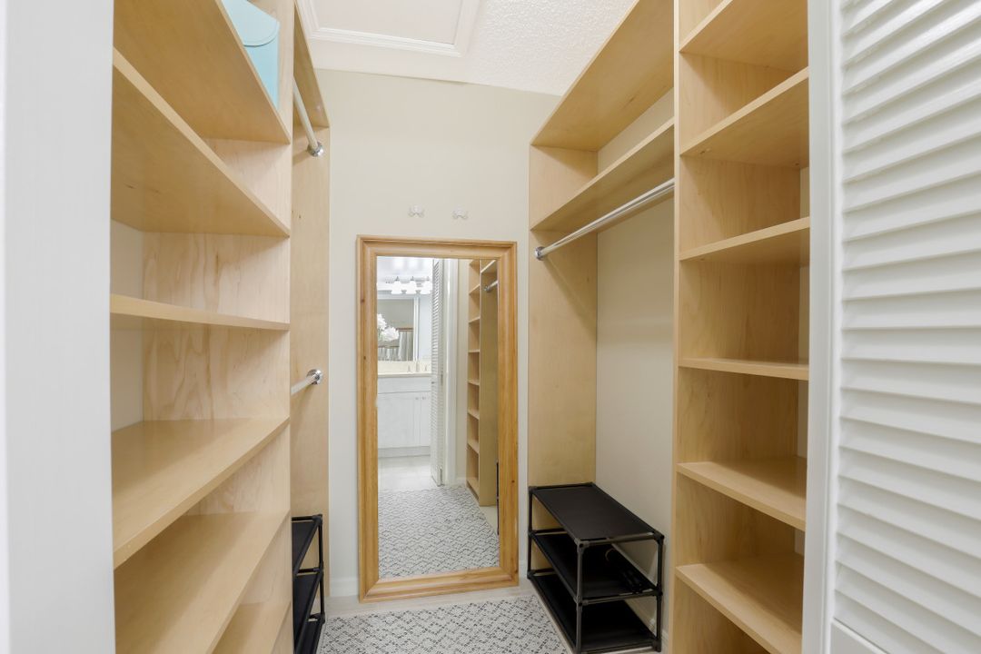 1541 Oyster Catcher Point, Naples, FL 34105