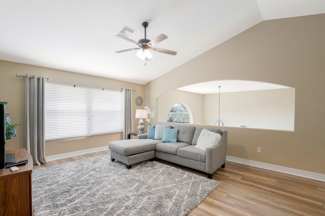 4412 SW 28th Pl, Cape Coral, FL 33914