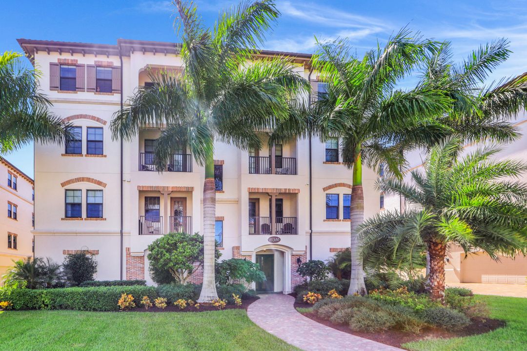16386 Viansa Way #301, Naples, FL 34110