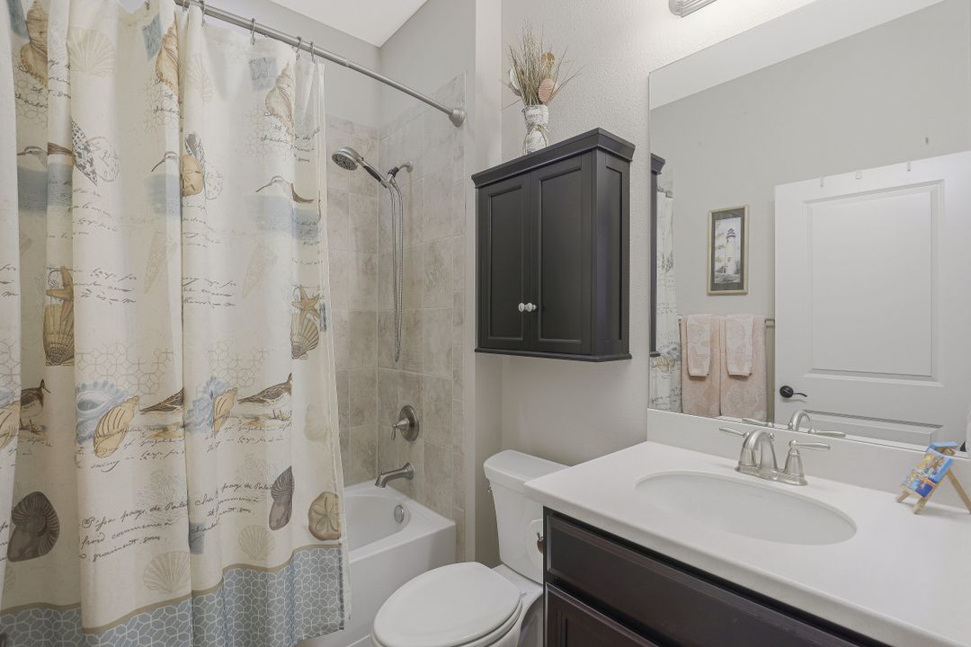 2761 Lambay Ct, Cape Coral, FL 33991