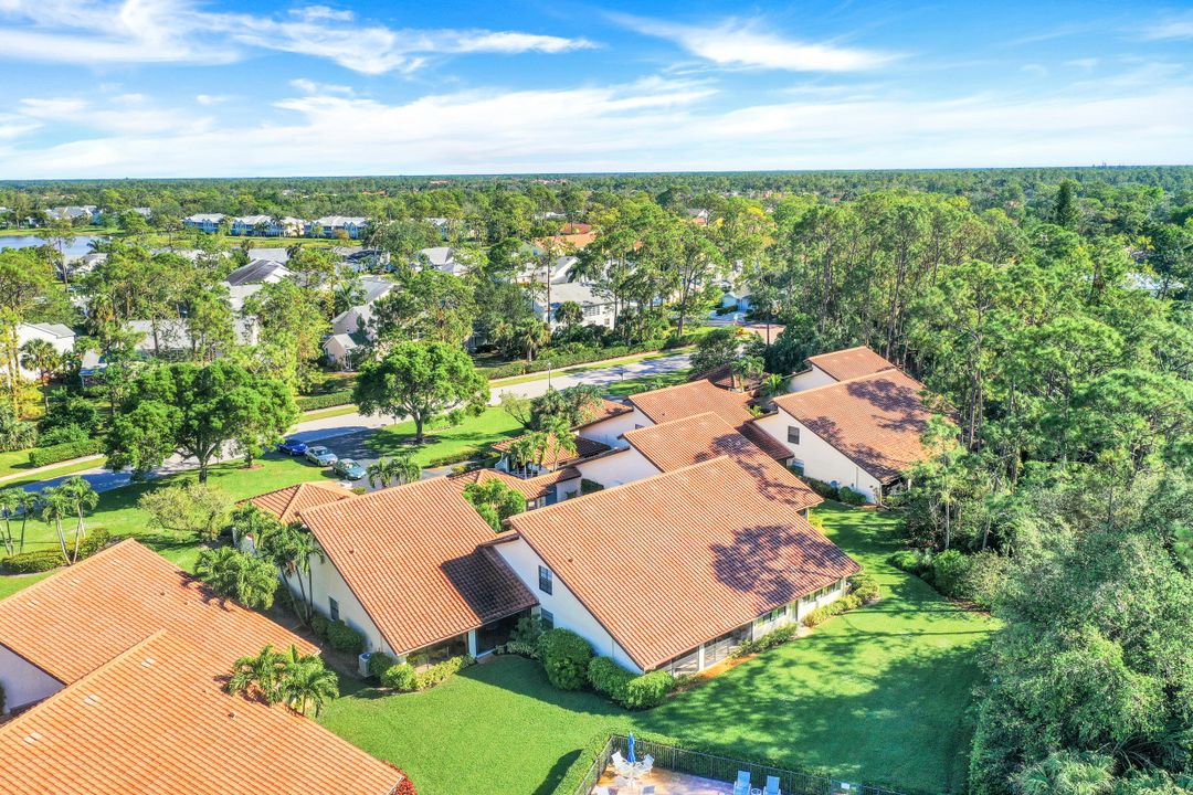 2128 Buckingham Ln, Naples, FL 34112