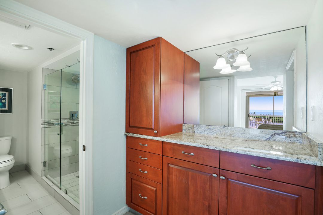 5501 Heron Point Dr #902, Naples, FL 34108