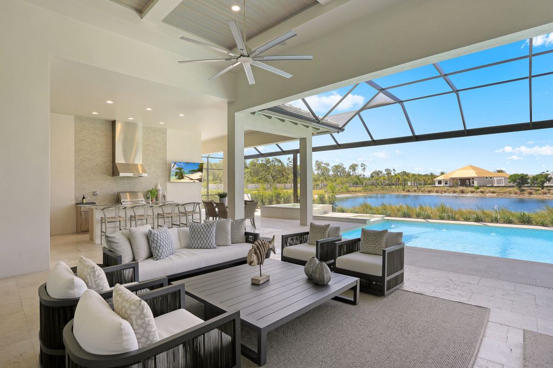 6035 Plana Cays Dr, Naples, FL 34113