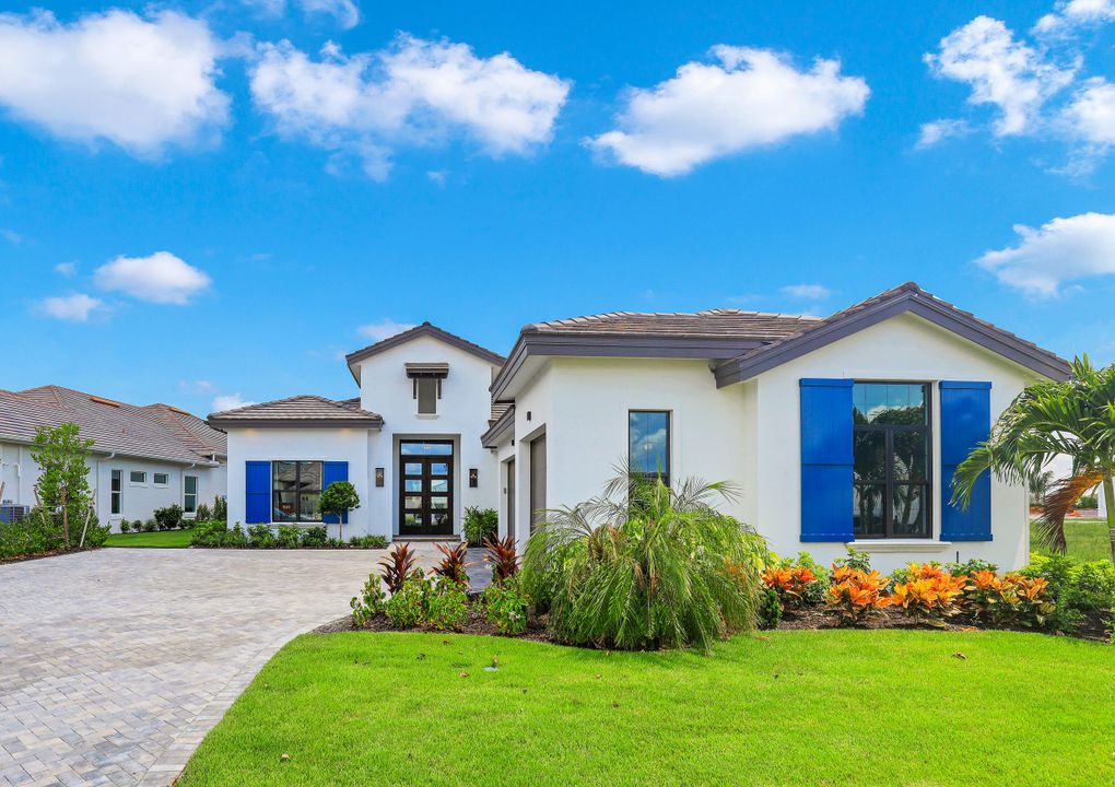 10461 Trevi Isle Way, Miromar Lakes, FL 33913