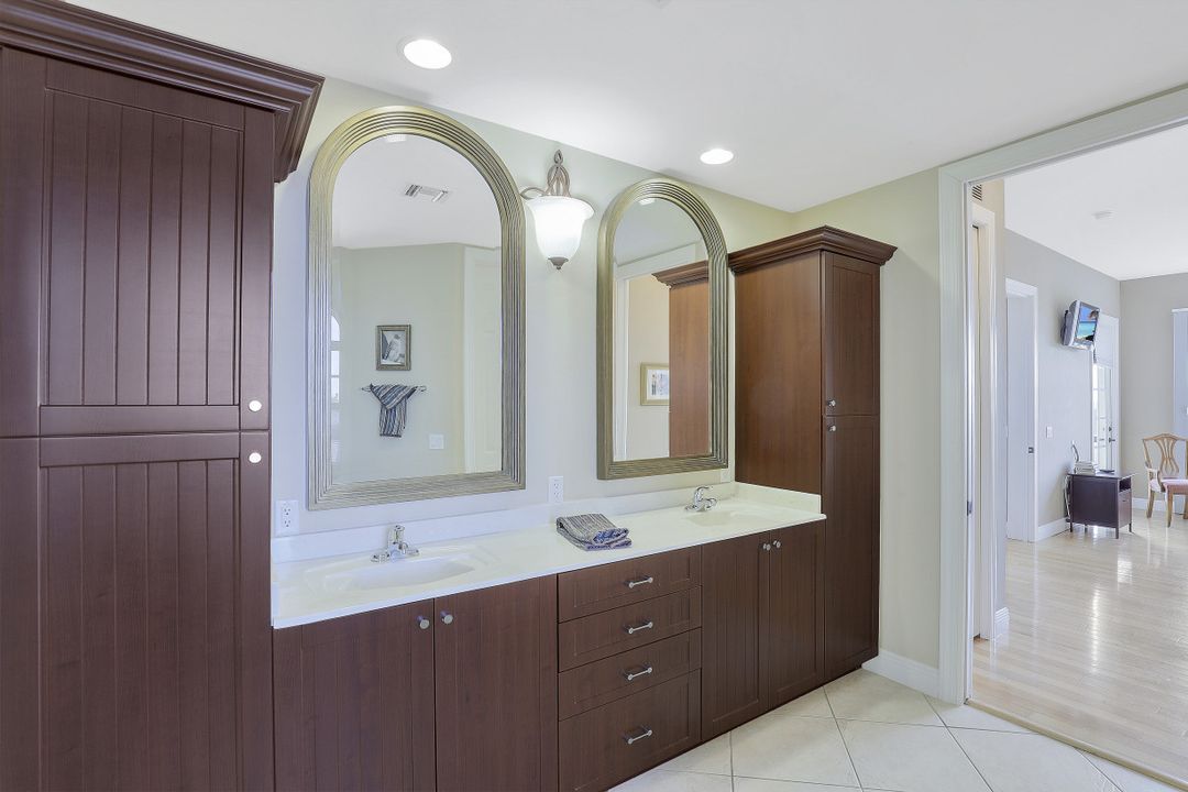 1827 Dogwood Dr, Marco Island, FL 34145