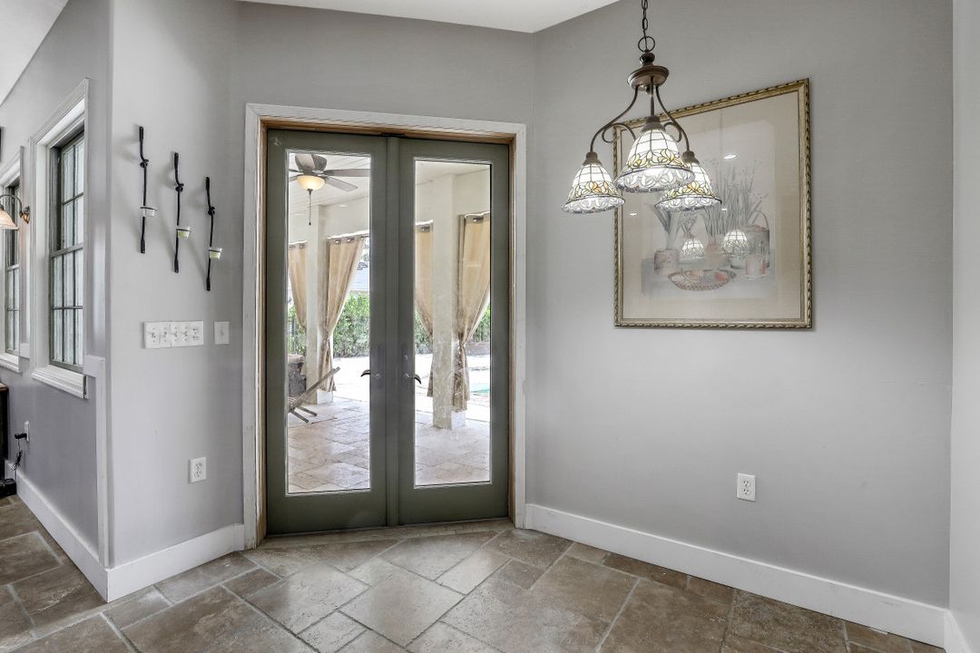 3074 Woodstock Ave, Naples, FL 34120