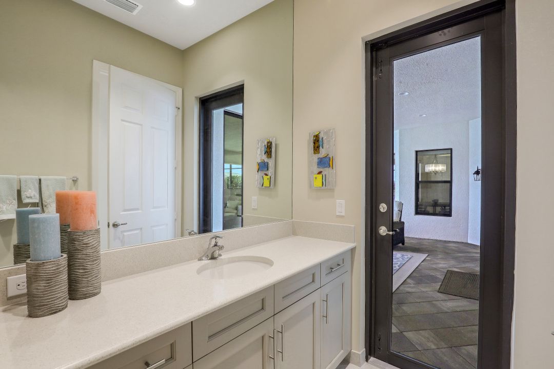 4477 Caldera Cir, Naples, FL 34119