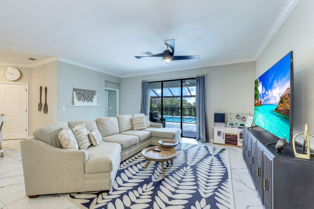 19835 Beechcrest Pl, Estero, FL 33928