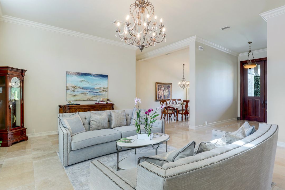 4224 Snowberry Ln, Naples, FL 34119