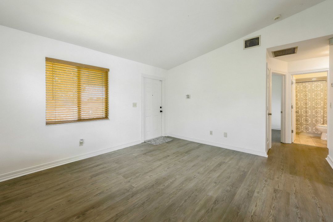 4904 Vincennes St #209, Cape Coral, FL 33904