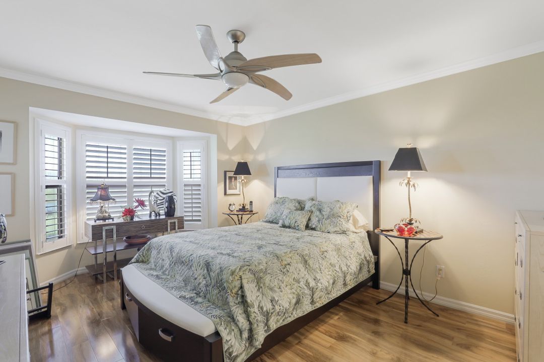 16230 Kelly Cove Dr #221, Fort Myers, FL 33908